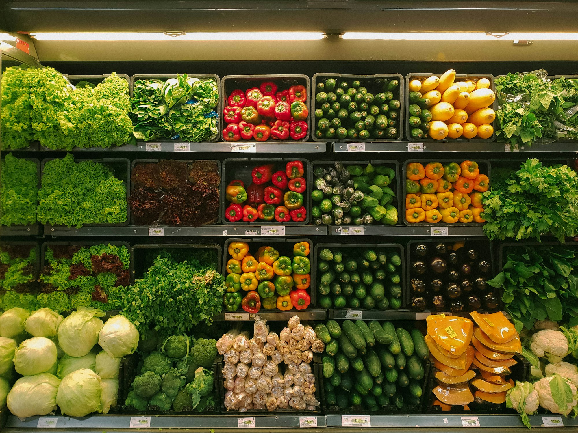 Caisse de fruits et légumes du regroupement